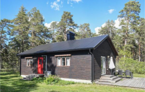 Lovely Home In Lärbro With Kitchen in Lärbro